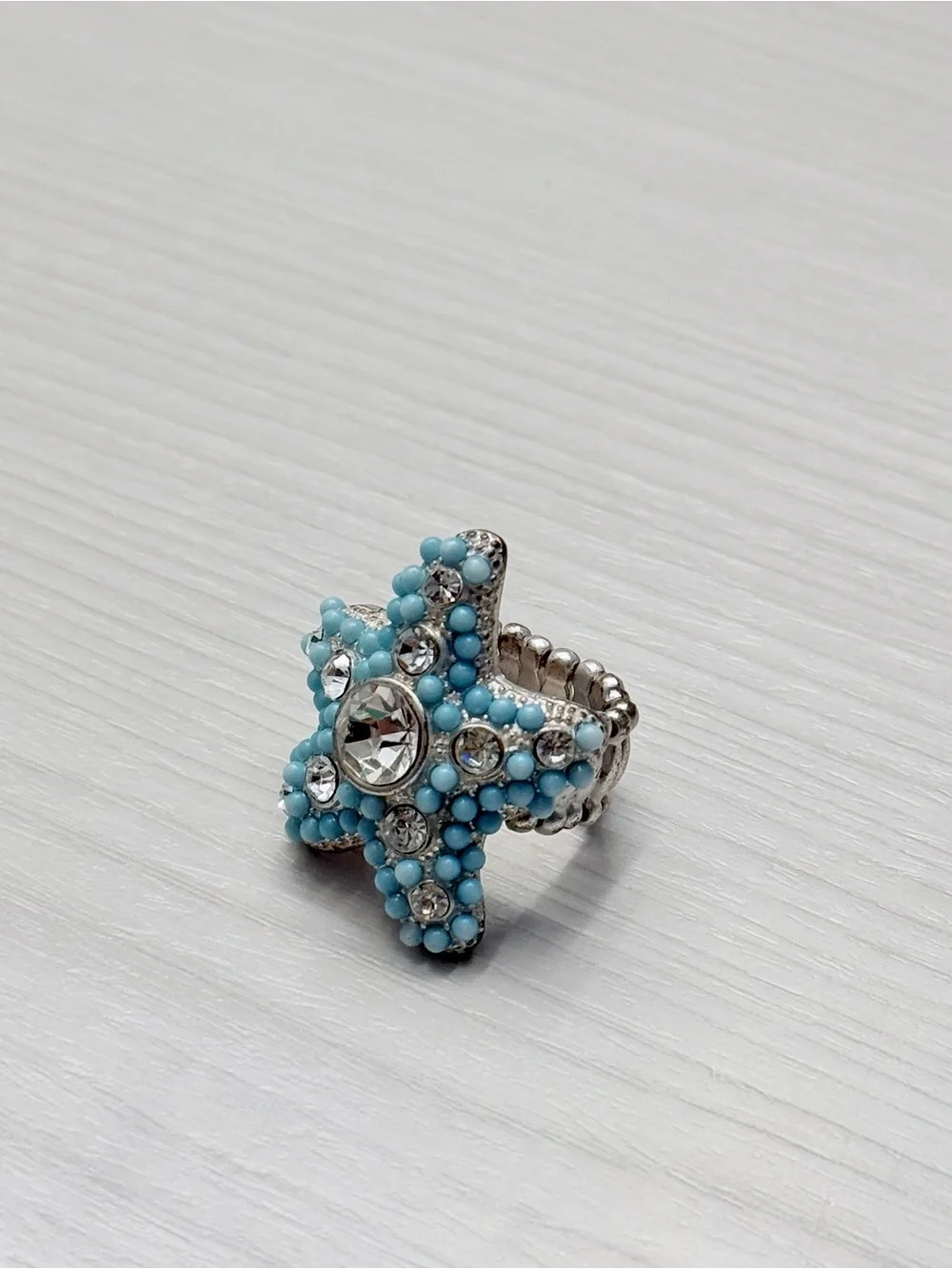 Vintage-Inspired Blue Star Rhinestone Ring
